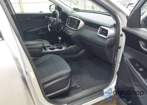 2019 Kia Sorento 2.4L Lx from USA, damaged, VIN 5XYPGDA38KG550909